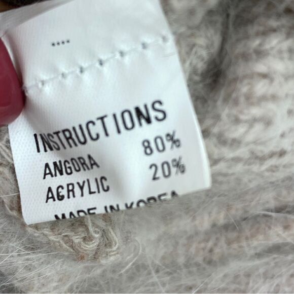 Vintage Su Lim Floral Embroidered Angora Sweater Taupe Pearl Embellished PM - Picture 12 of 13